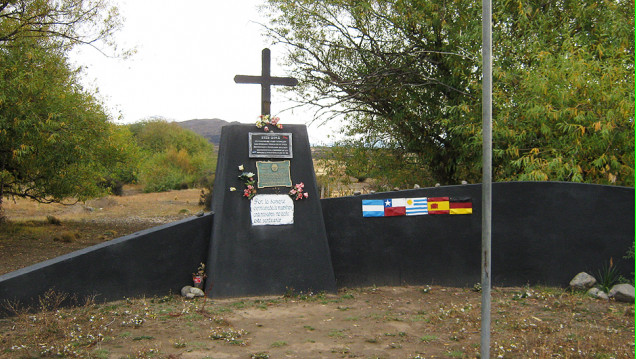 imagen Estancia Anita: una visita a las tumbas sin nombres de la Patagonia Rebelde