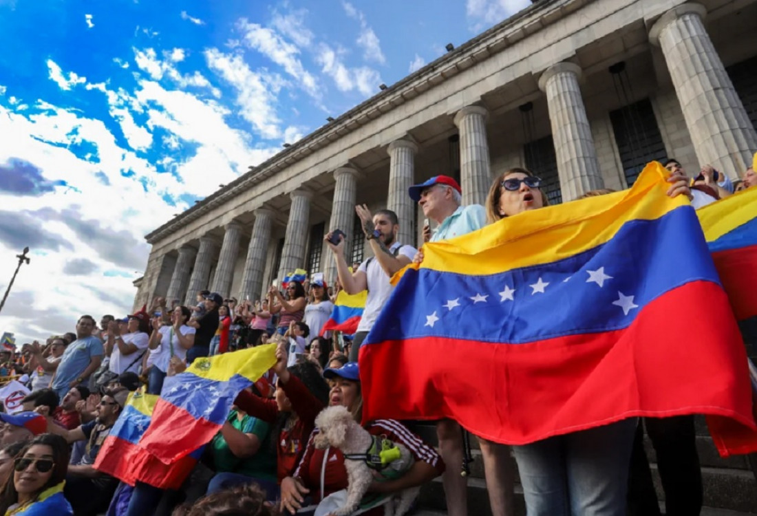 Argentina es el octavo país del mundo con más población venezolana