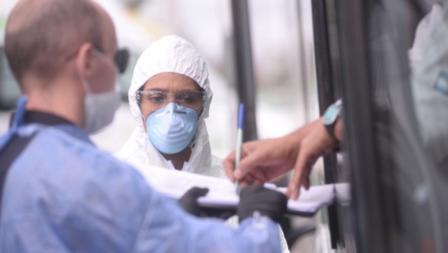 imagen Primera línea contra la pandemia: los profesionales de la salud piden ser cuidados