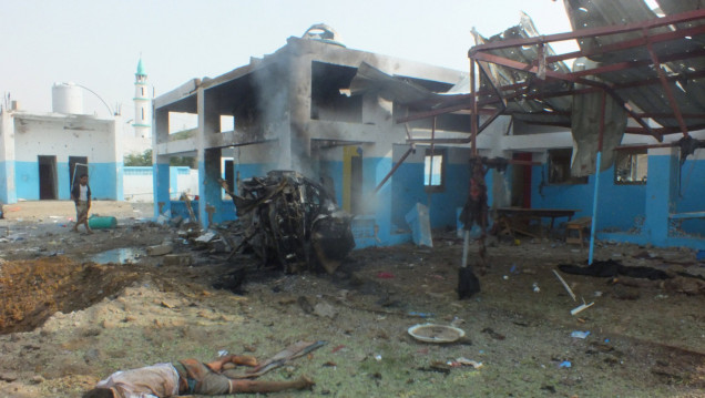 imagen 15 muertos tras bombardeo sobre un hospital de Médicos Sin Fronteras en Yemen