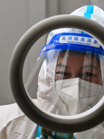 China deja de publicar cifras diarias de coronavirus en medio del fuerte brote