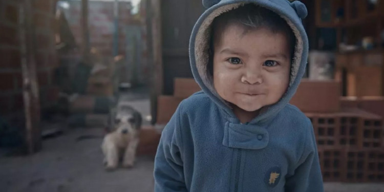 Un millón de niñas y niños se van a la cama sin comer por falta de dinero