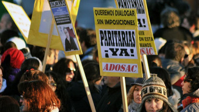 imagen Santa Cruz: en el día 49 de paro, docentes y Gobierno vuelven a negociar