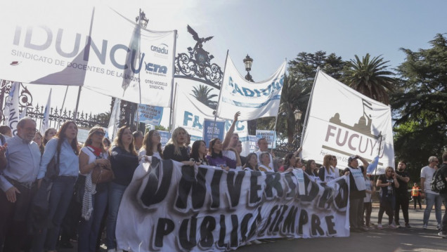 imagen Marchas masivas y veto presidencial: claves para entender la Ley de Financiamiento Universitario 