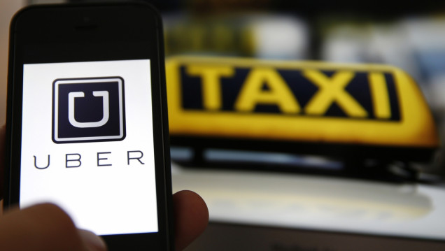 imagen Taxistas impulsarán proyecto de ley para prohibir Uber