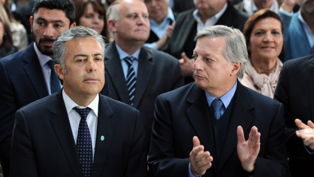 imagen Tarifazo: ocho gobernadores respaldan a Macri
