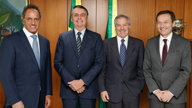 imagen Bolsonaro le propuso a Fernández reunirse el 1.º de marzo en Montevideo