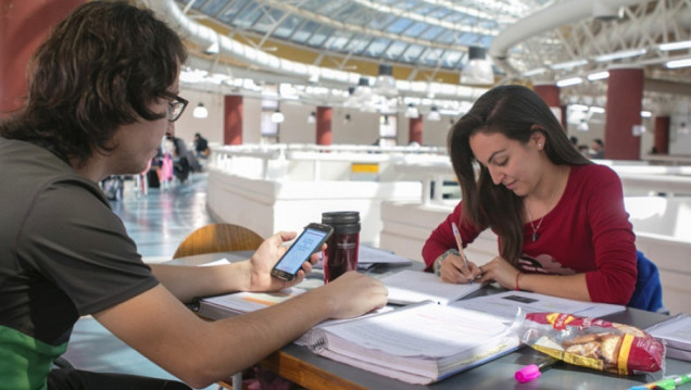 imagen Desafíos de la educación superior: defender la universidad pública y adaptarse a las demandas sociales