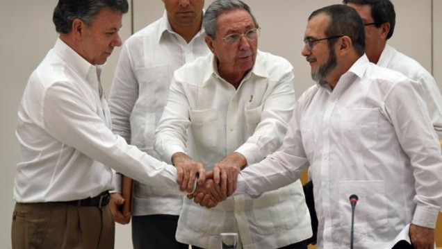 imagen Colombia indulta a 30 miembros de las FARC