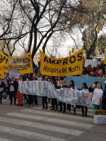 Paro y movilización de gremios estatales de Mendoza en reclamo de mejoras salariales