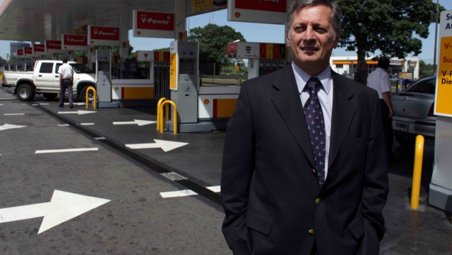 imagen La OA recomendó a Aranguren que venda sus acciones en Shell