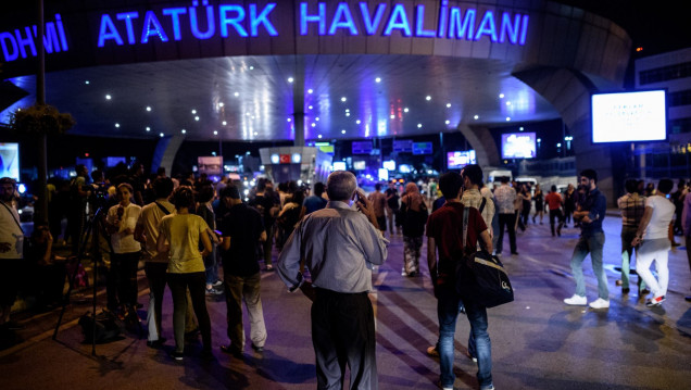 imagen Estambul: 41 muertos por el atentado 