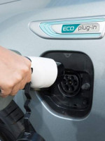Europa prohibirá la venta de autos nuevos a nafta y diésel a partir de 2035