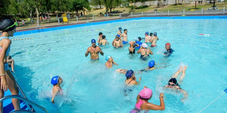 Como hace 50 años, las familias ya disfrutan de la Colonia de Verano de la UNCUYO 