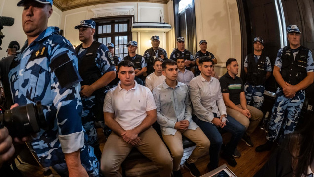 imagen Condenaron a prisión perpetua a cinco de los rugbiers por el crimen de Fernando Báez Sosa