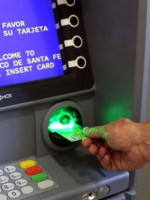 Estafas en cajeros automáticos: medidas y consejos para evitarlas