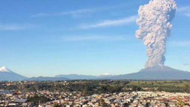 imagen Los aeropuertos de Bariloche, Neuquén y Chapelco siguen cerrados por las cenizas volcánicas