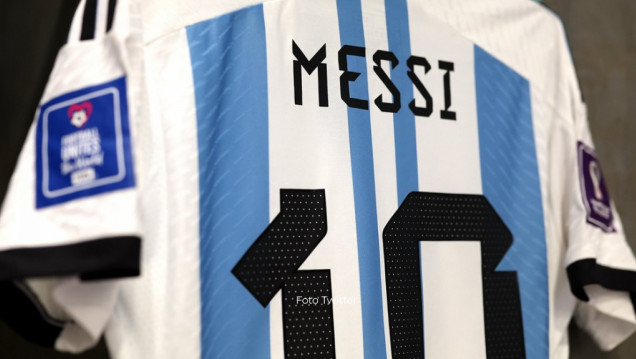 imagen Argentina usará la camiseta celeste y blanca en la final, como en 1978 y 1986