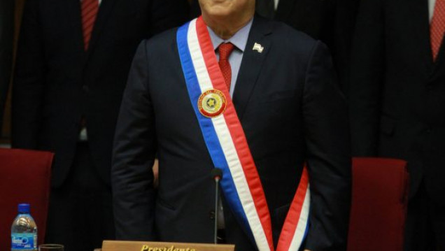 imagen Cartes renunció a la presidencia de Paraguay