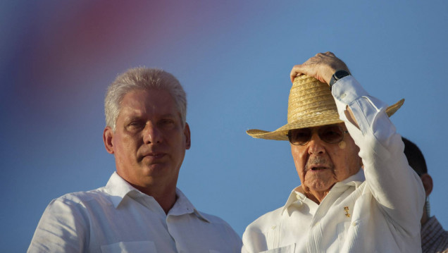 imagen Cuba retrasa dos meses la sucesión de Raúl Castro