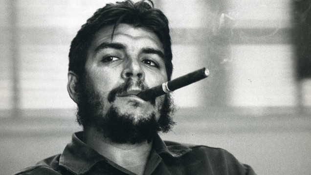 imagen En Cuba celebraron que los restos del Che llegaban hace 20 años
