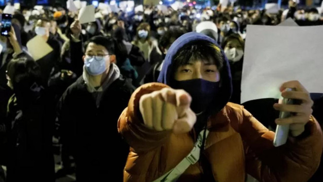 imagen Una hoja en blanco se convirtió en el símbolo de las inéditas protestas en China
