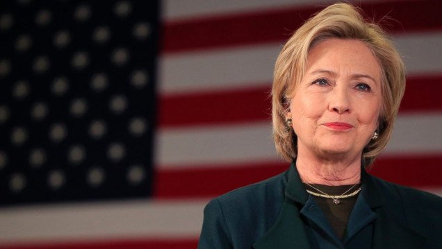 imagen Clinton hace historia al convertirse en la primera candidata presidencial mujer