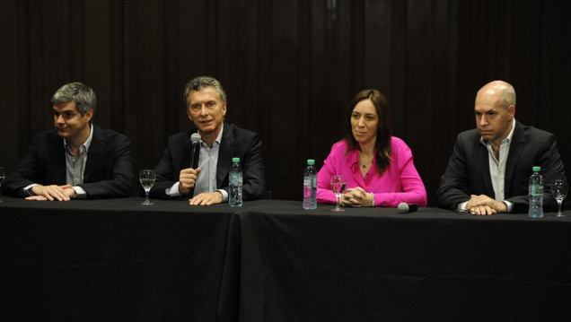 imagen Macri armará su gabinete económico con seis ministros