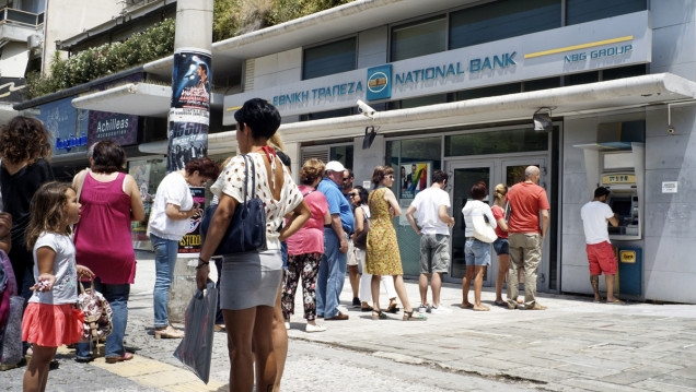 imagen Corralito a la griega: se desploman las bolsas europeas