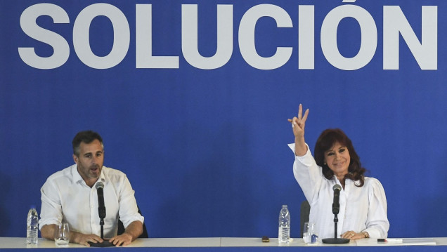 imagen Cristina Fernández volvió a encabezar un acto y reclamó una "suma fija" para recuperar el salario