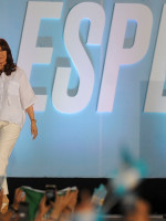 Cristina Fernández difundió mensajes del celular de Carrizo y pidió ampliar indagatorias