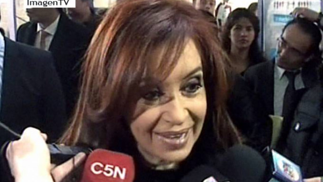 imagen Cristina Fernández votó en el sur y viaja a Buenos Aires