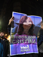 Cristina se defiende con sus redes sociales tras el pedido de prisión por 12 años