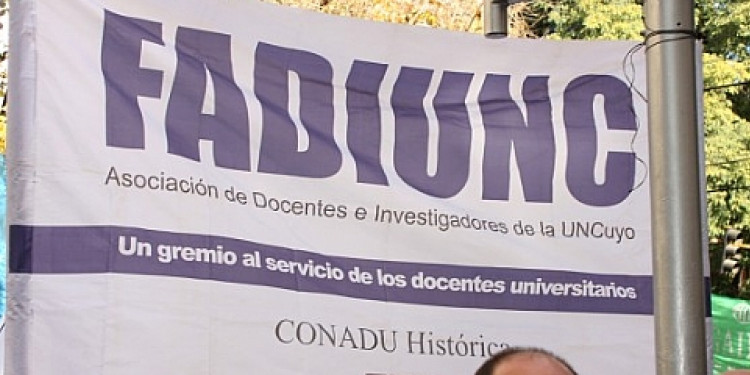 FADIUNC adhiere al paro nacional convocado por CONADU Histórica