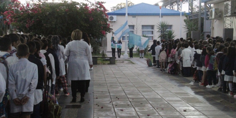 Niños y niñas se animan a contar cada vez más en las escuelas que sufren violencia en sus hogares