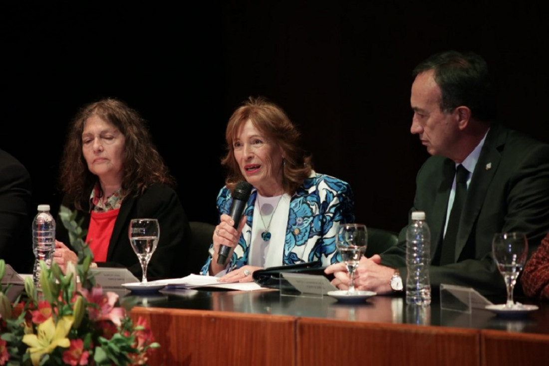 Esther Sanchez: "Nuestra responsabilidad con los estudiantes es adaptarnos a sus necesidades"