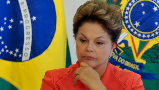 imagen Rousseff confía en relanzar el Gobierno con nuevos aliados tras la salida del PMDB