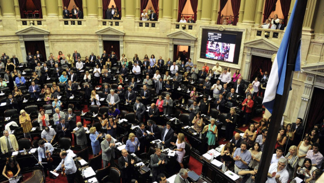 imagen La bicameral de Trámite Legislativo debatirá la validez de cinco DNU de Macri