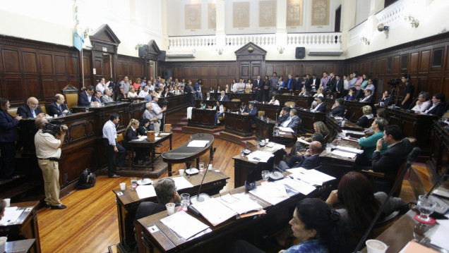 imagen Diputados aprobó el aumento docente por decreto