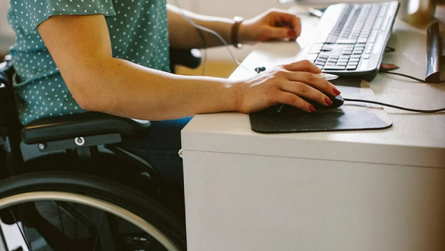 imagen Denuncian al INADI por no cumplir con el 4% del cupo laboral para personas con discapacidad