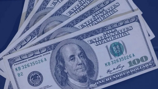 imagen Nuevo récord: el dólar blue continúa en alza y ya subió casi $100 en julio