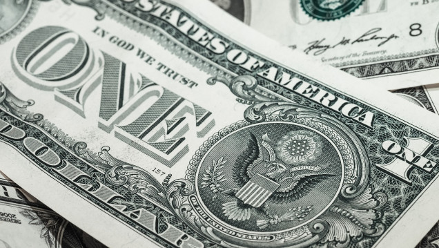 imagen El dólar inicia la semana estable a $ 17,15