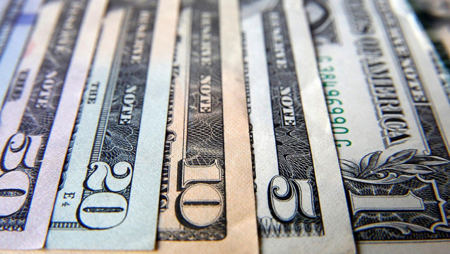 imagen El dólar finalizó octubre con una fuerte baja y cerró a $ 36,80