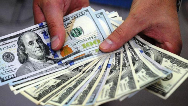 imagen Dólar imparable: cerró la semana a $ 31,40 y marcó otro récord