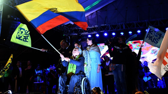 imagen Ecuador: Lenín Moreno aventaja por dos puntos a Lasso en el balotaje