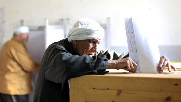 imagen Los egipcios van a las urnas en elecciones parlamentarias