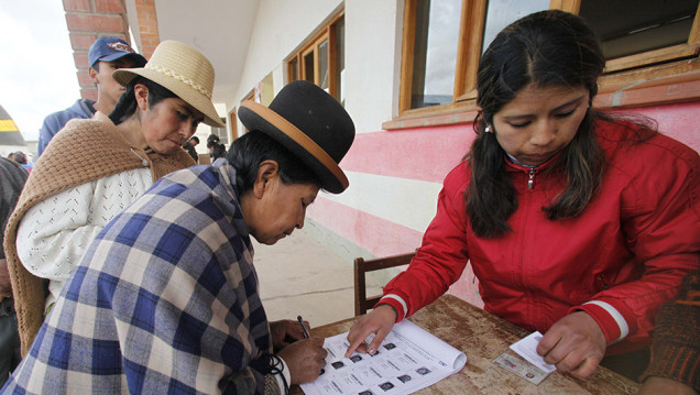 imagen Bolivia vota por Evo en Mendoza