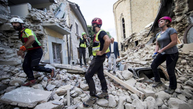 imagen Hay 247 muertos y miles de desaparecidos tras el sismo