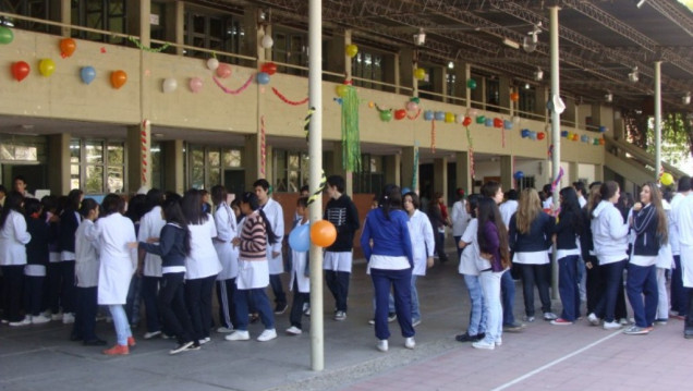 imagen Mendoza: cayó la matrícula en las secundarias estatales