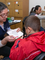 Equipo de la UNCUYO estudia cómo aprenden a leer en la primaria a través de movimientos oculares
